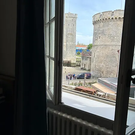 Apartmán Tour De La Chaine, Vieux Port, Grand *