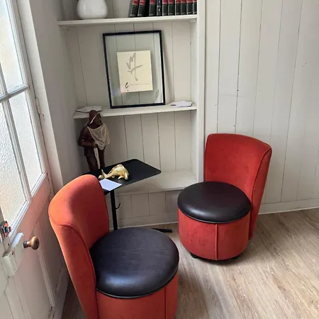 Tour De La Chaine, Vieux Port, Grand *