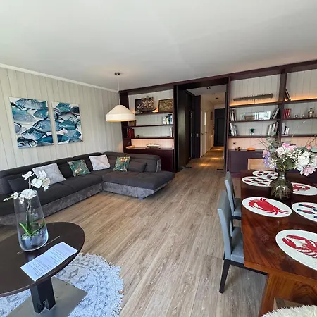 Tour De La Chaine, Vieux Port, Grand La Rochelle (Charente-Maritime)